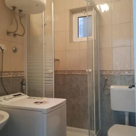 Pavlinovic Jure * Makarská