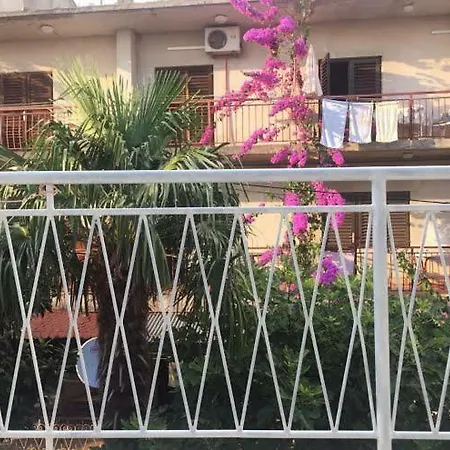 Pavlinovic Jure Apartmán *