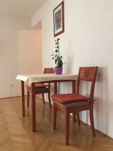 Pavlinovic Jure Апартаменти *