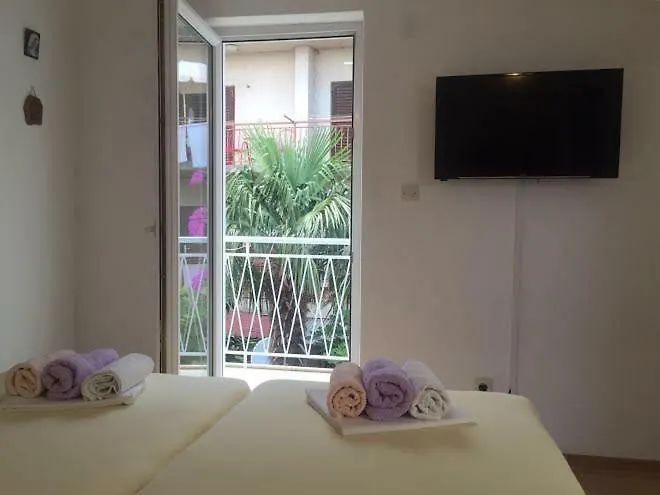 Апартаменти Pavlinovic Jure Макарська