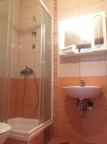 Pavlinovic Jure Апартаменти Макарська