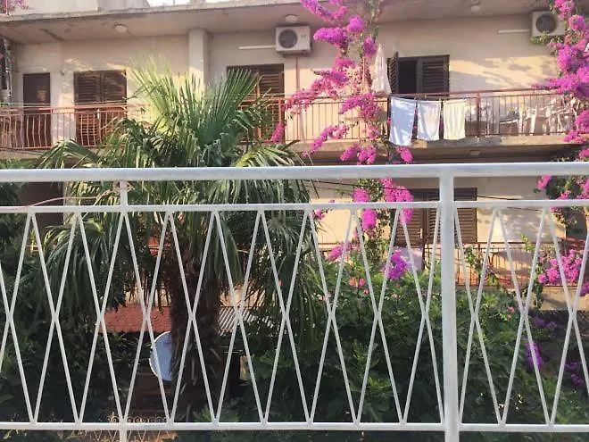 Pavlinovic Jure Апартаменти *